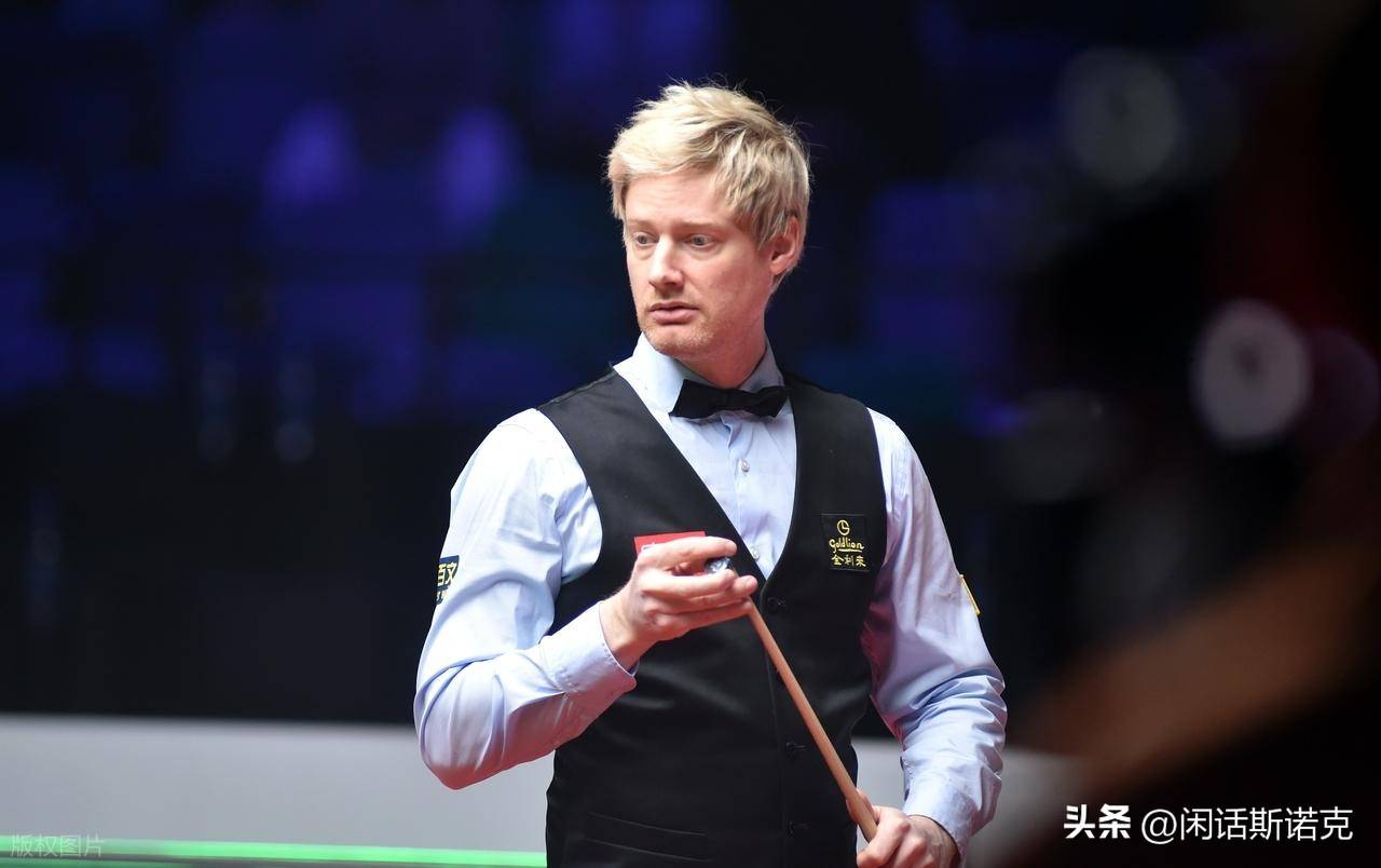 伦纳德在采 伦纳德在采