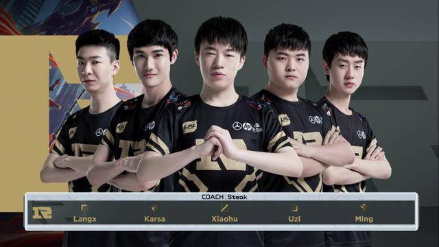 手势和微笑 手势和微笑