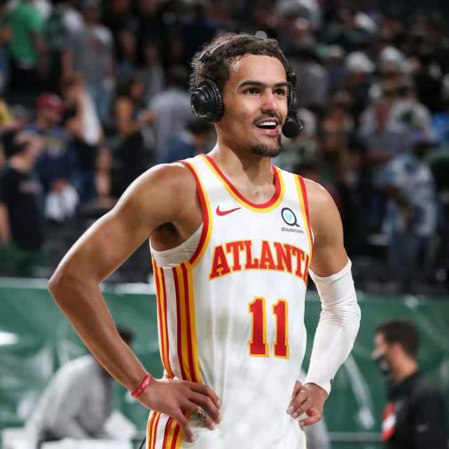 高收益与高 高收益与高